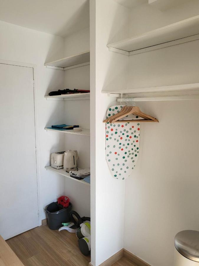 Studio Sur Le Port De Toulon Exterior foto